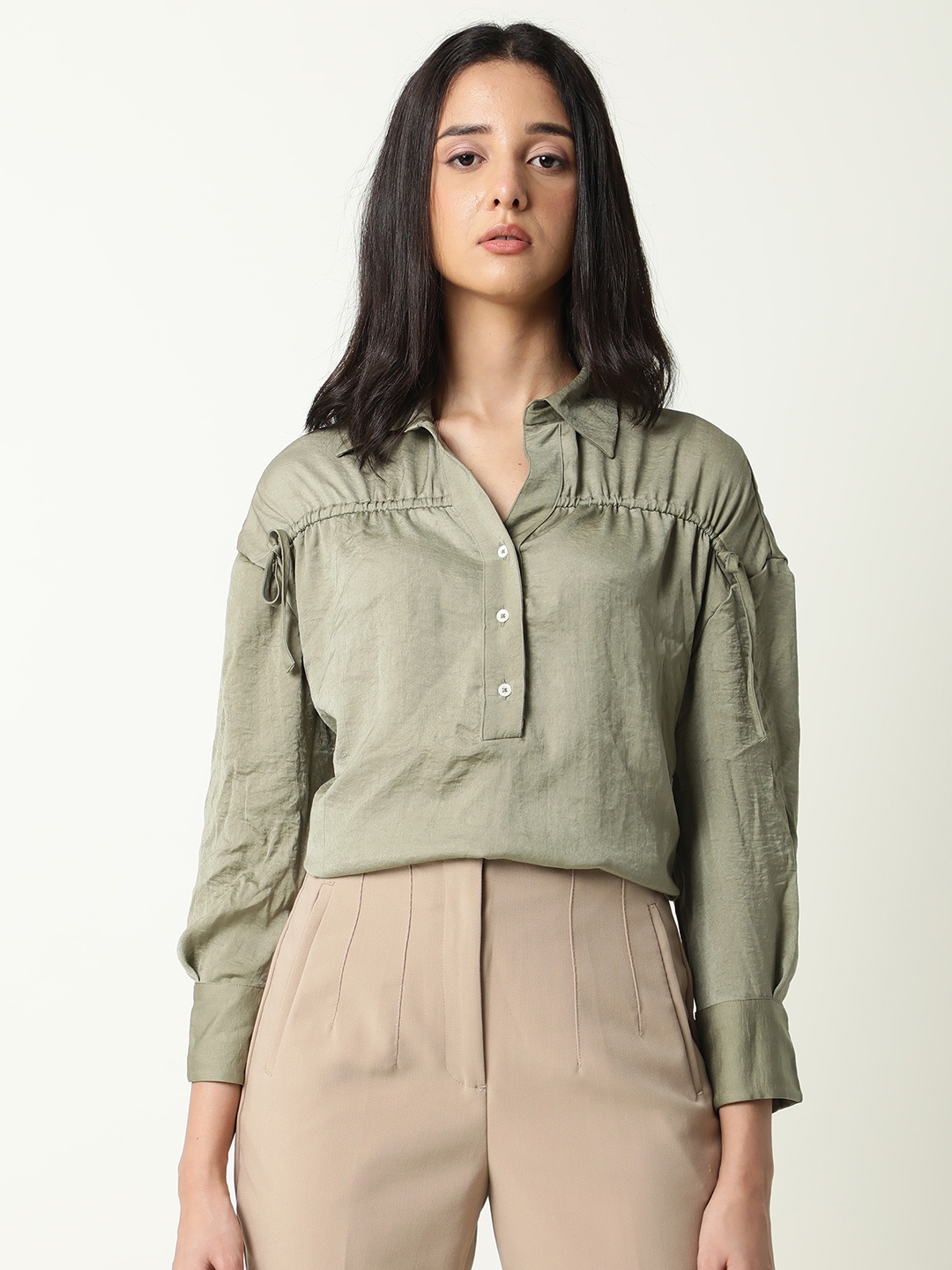 

RAREISM Woman Green Mandarin Collar Shirt Style Top