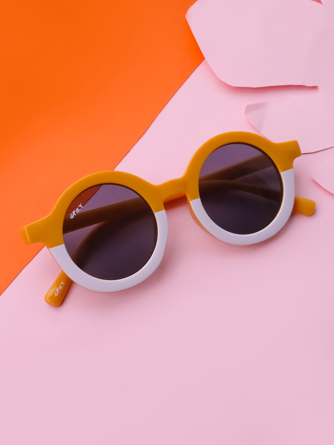 

Spiky Unisex Kids Orange & Black Round Sunglasses Round_Org_Wht