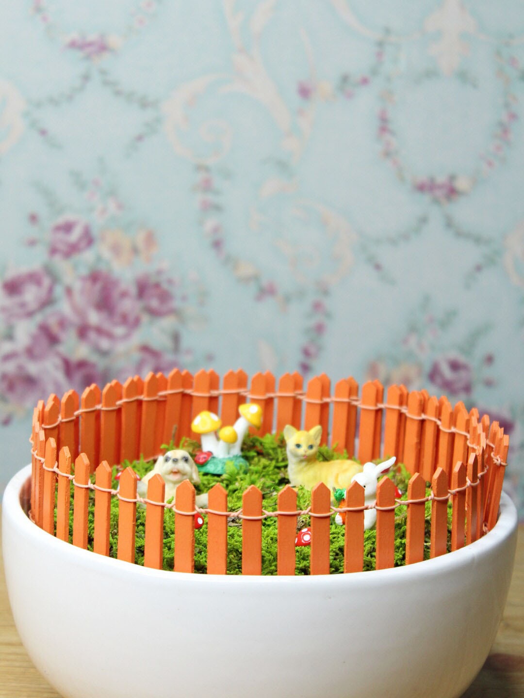 

Wonderland Orange Set of 2 Miniature Fence
