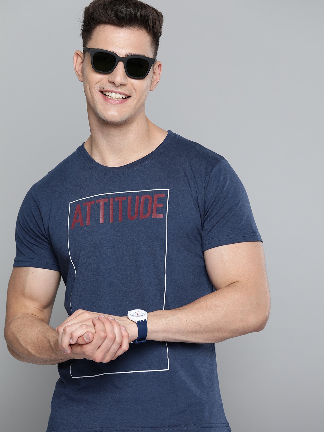 

HERE&NOW Men Navy Blue & Red Typography Printed T-shirt