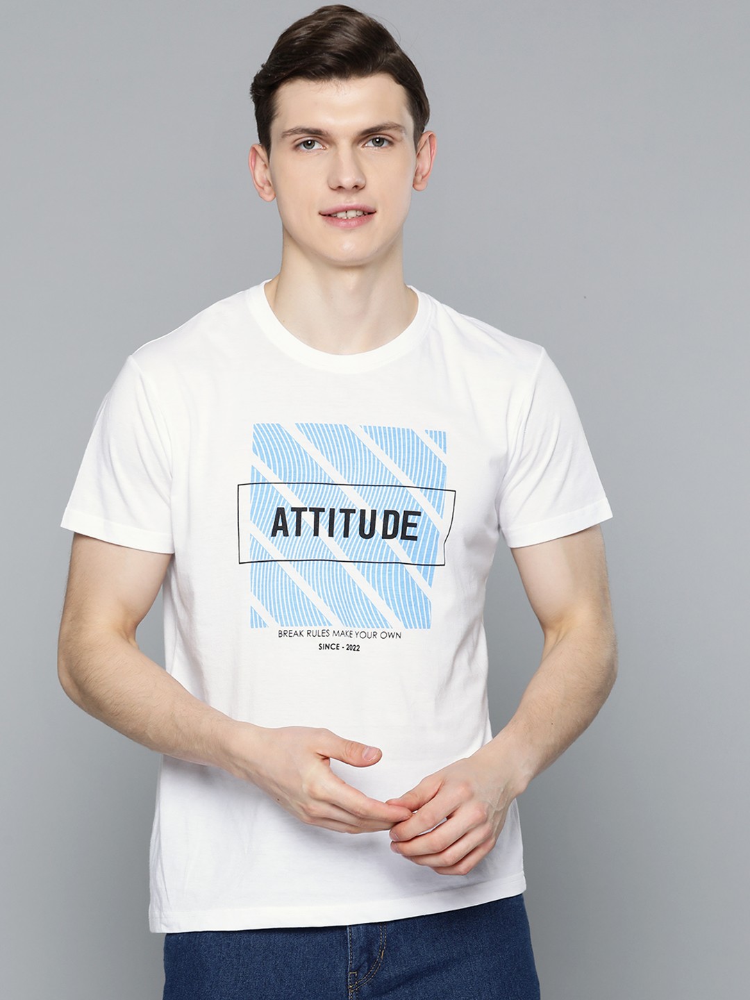 

HERE&NOW Men White & Blue Typography Printed T-shirt