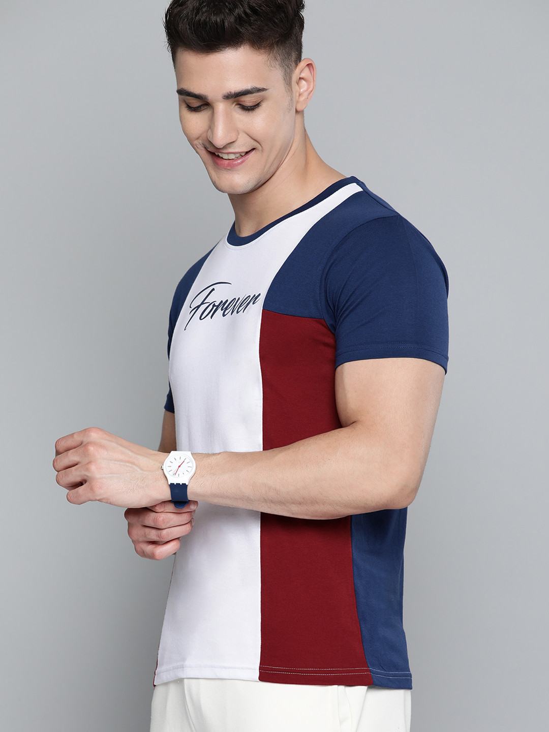 

HERE&NOW Men White & Navy Blue Colourblocked T-shirt