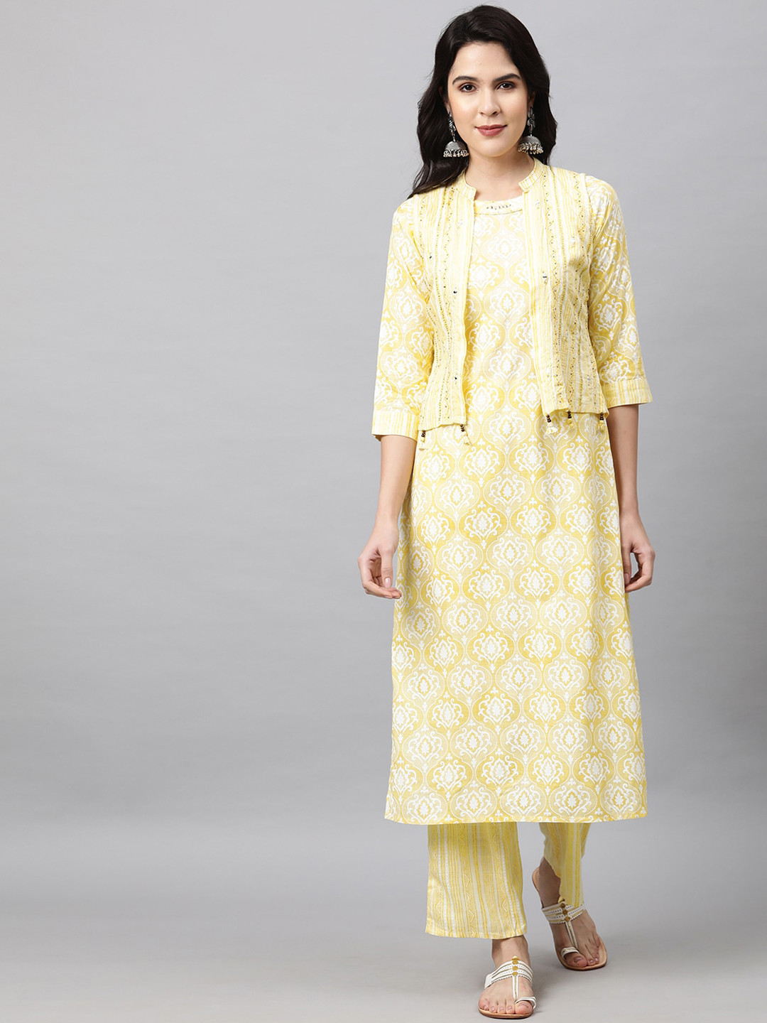 

FASHOR Women Yellow Printed Kurta & Trousers with Embellished Jacket
