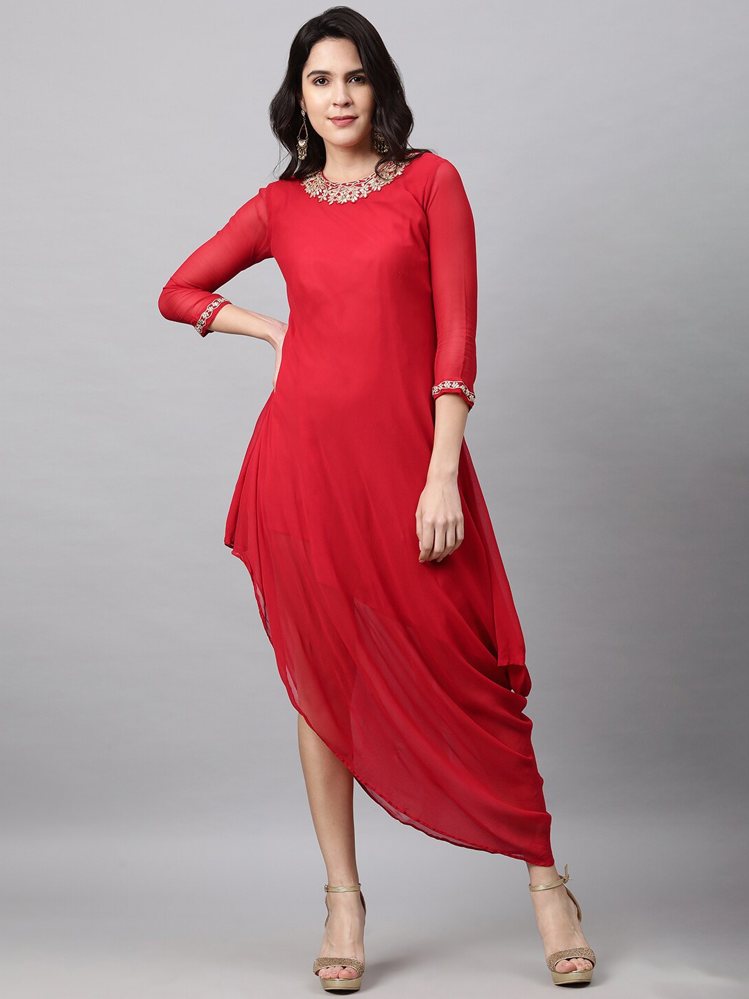 

FASHOR Women Red & Gold-Toned Embellished Round Neck Sheath Dress