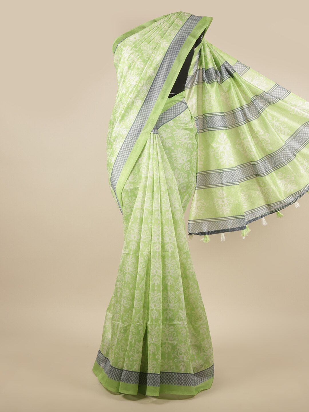 

Pothys Green & White Ethnic Motifs Saree