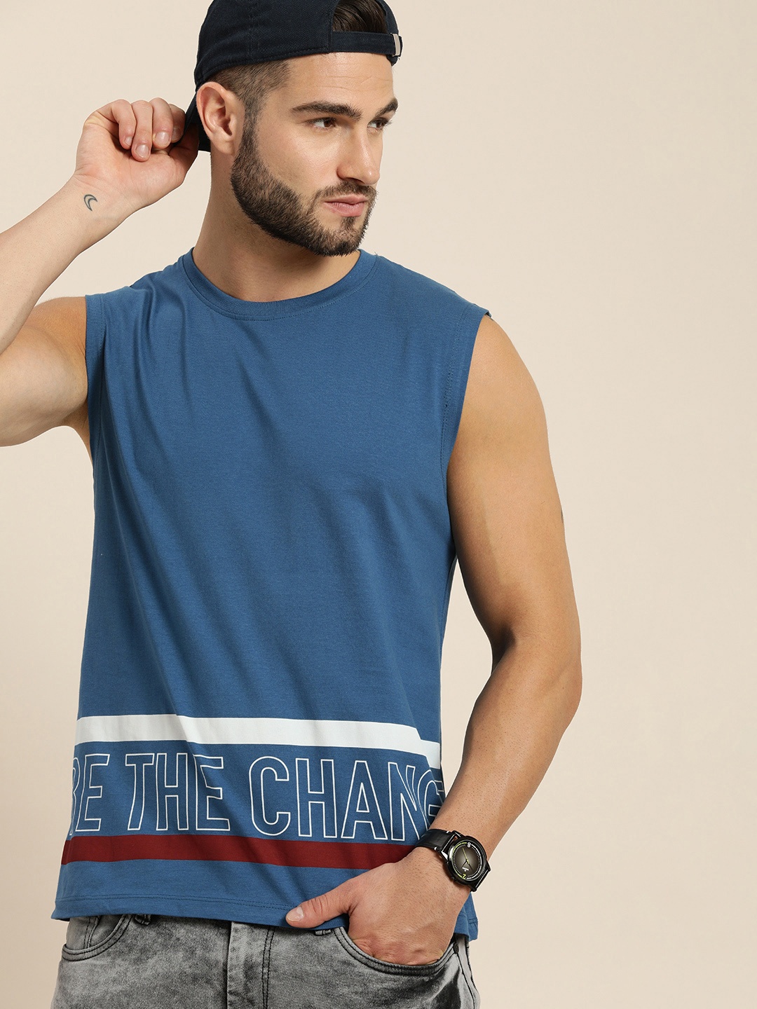 

Moda Rapido Men Blue Typography & Colurblocked Sleeveless Casual T-shirt
