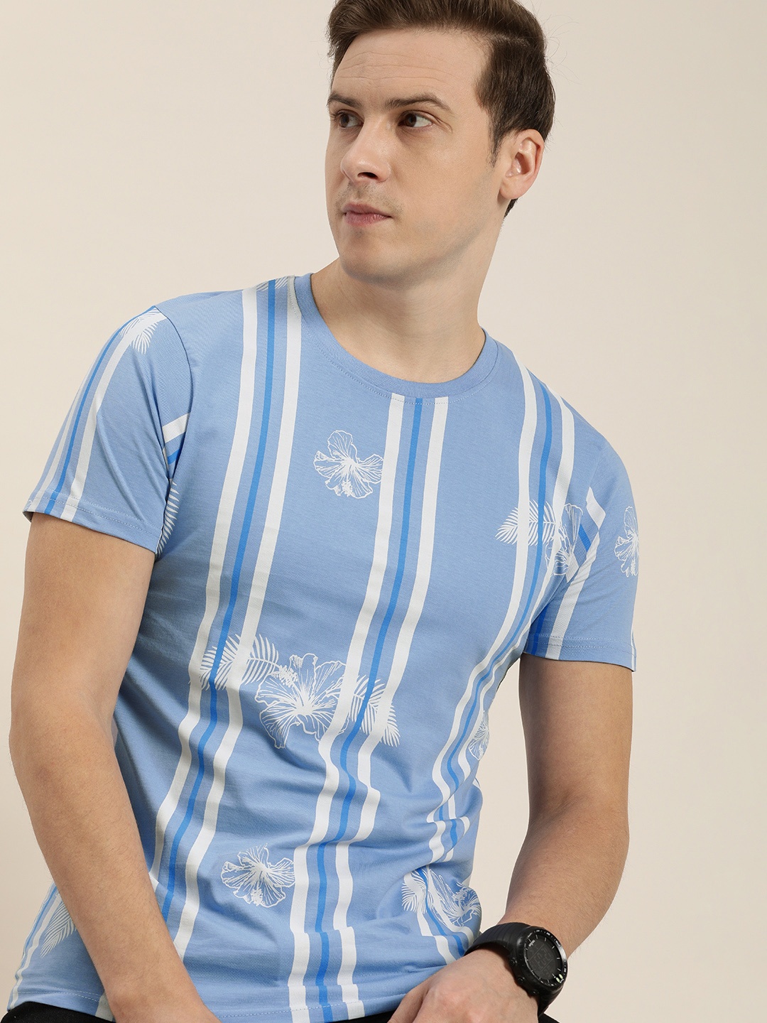 

Moda Rapido Men Blue & White Striped Floral Printed T-shirt