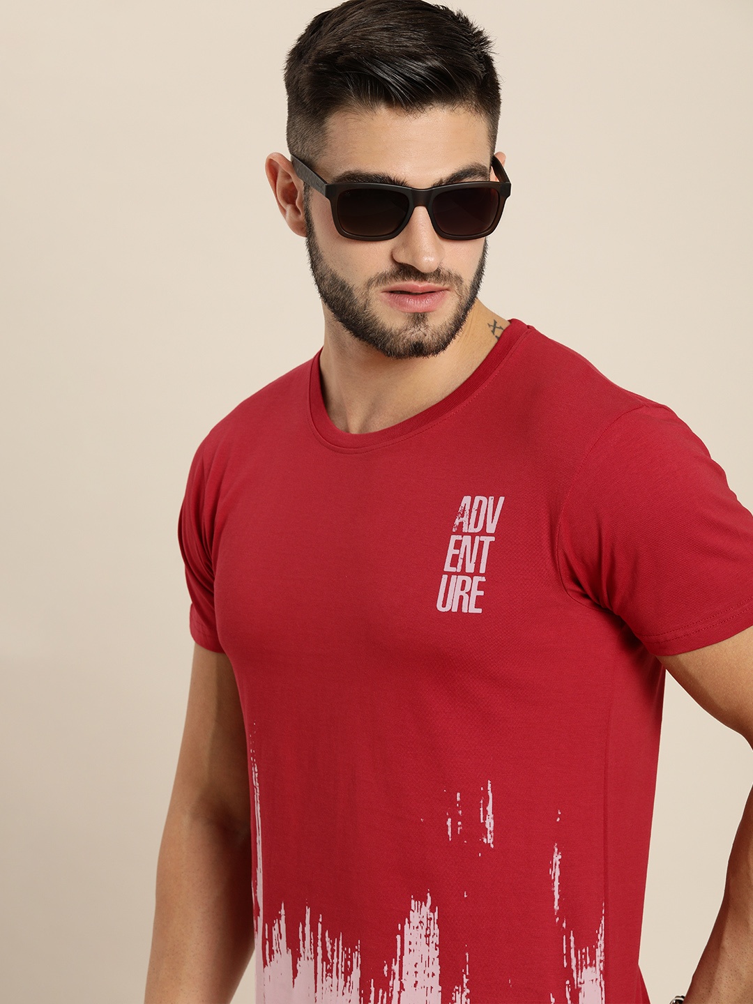 

Moda Rapido Men Red & Pink Typography Printed Pure Cotton Round Neck T-shirt