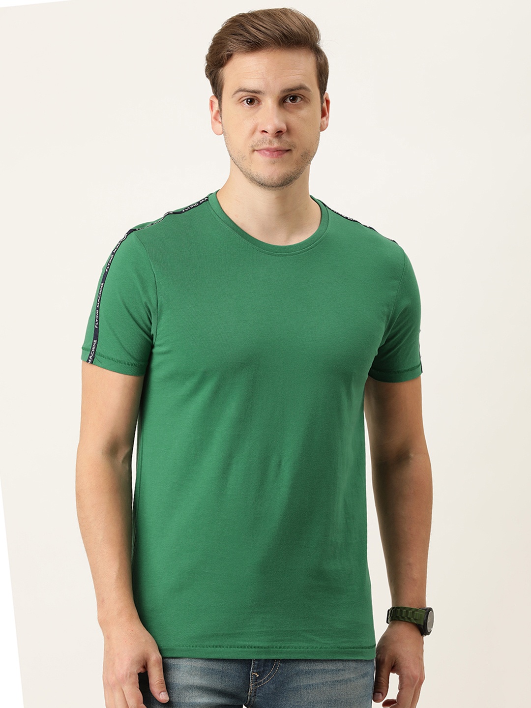 

Flying Machine Men Green Solid Pure Cotton Slim Fit T-shirt
