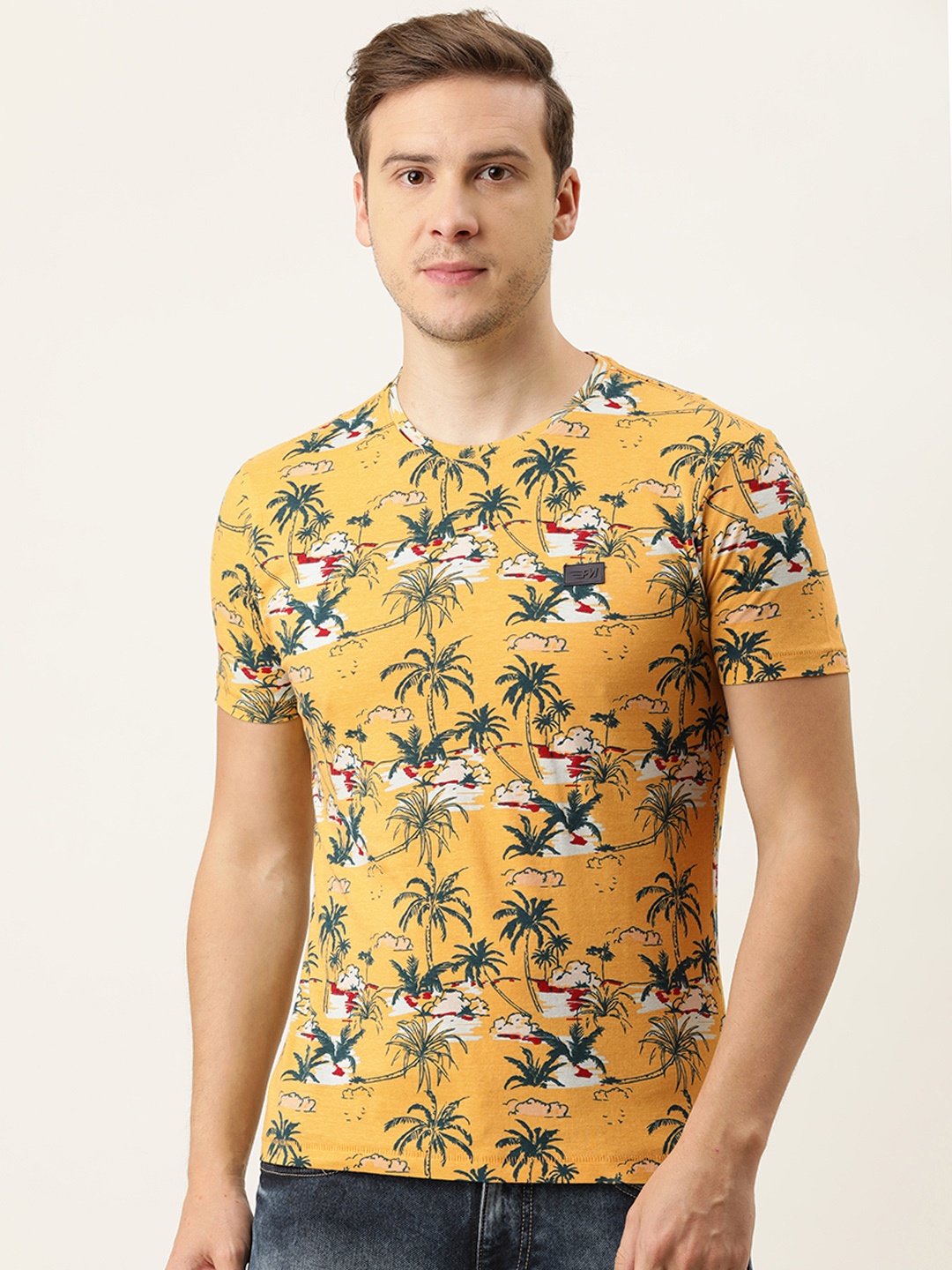 

Flying Machine Men Yellow & White Floral Printed Pure Cotton Slim Fit T-shirt