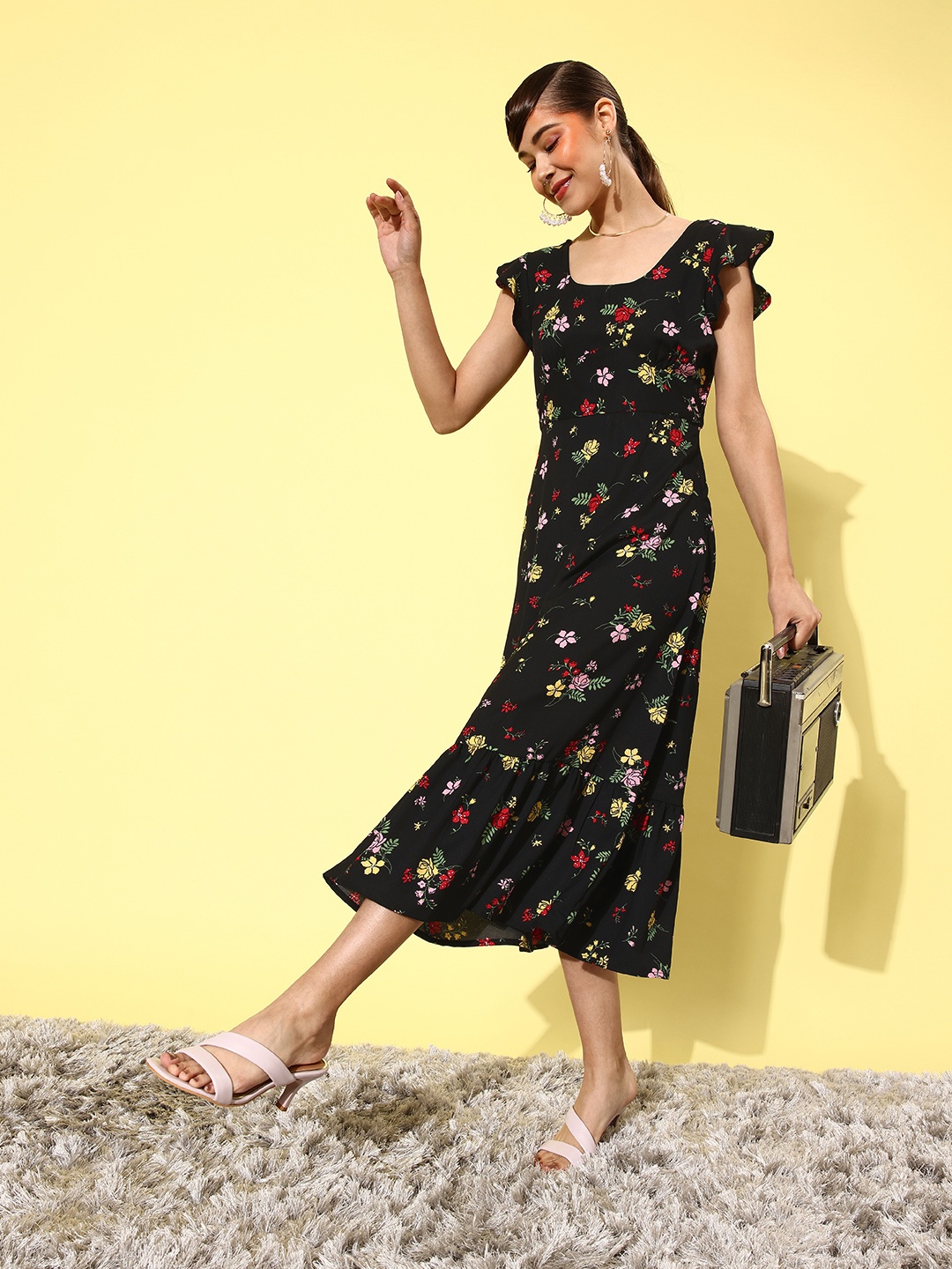 

DressBerry Women Black Floral Printed Fit And Flare Tiered Midi Dress
