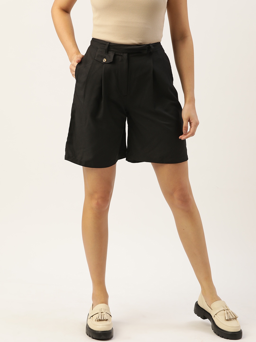 

DressBerry Women Shorts, Black