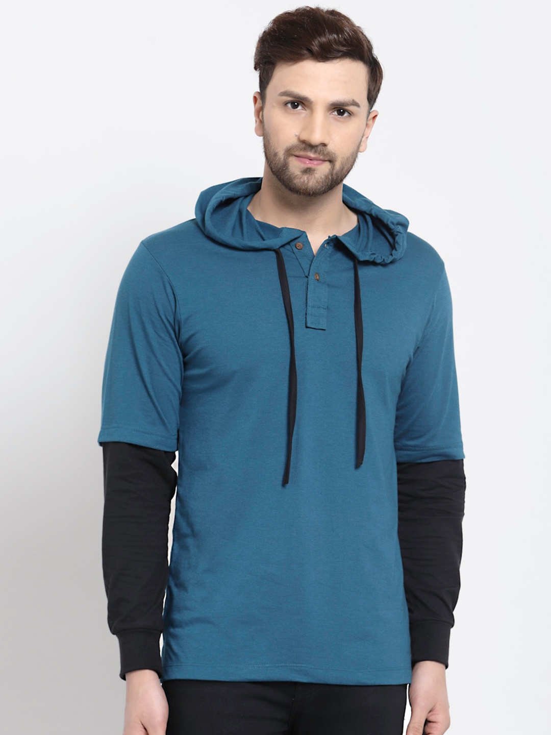 

Kalt Men Teal Blue & Black Colourblocked Hooded T-shirt