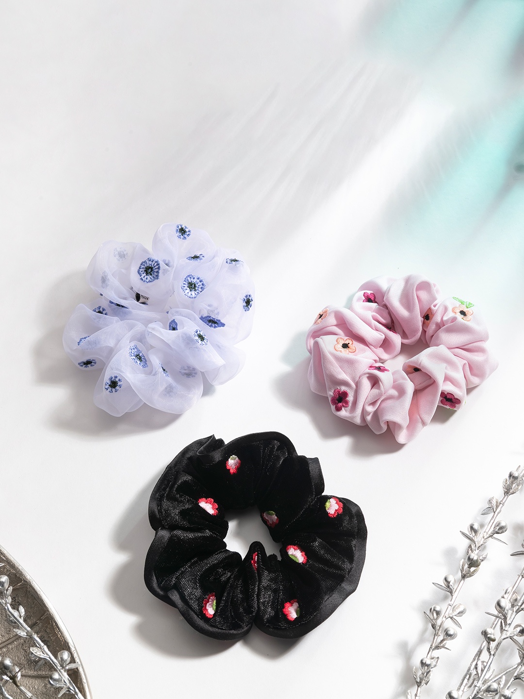 

MASQ Women Set of 3 Black & Pink Embellished Hair Accessory Set