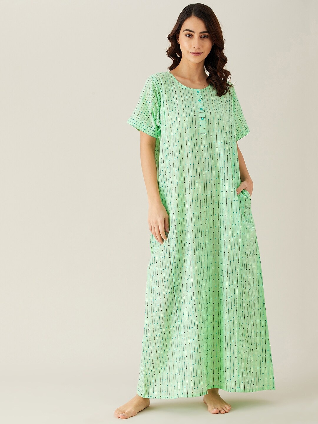 

The Kaftan Company Green Printed Pure Cotton Maxi Nightdress