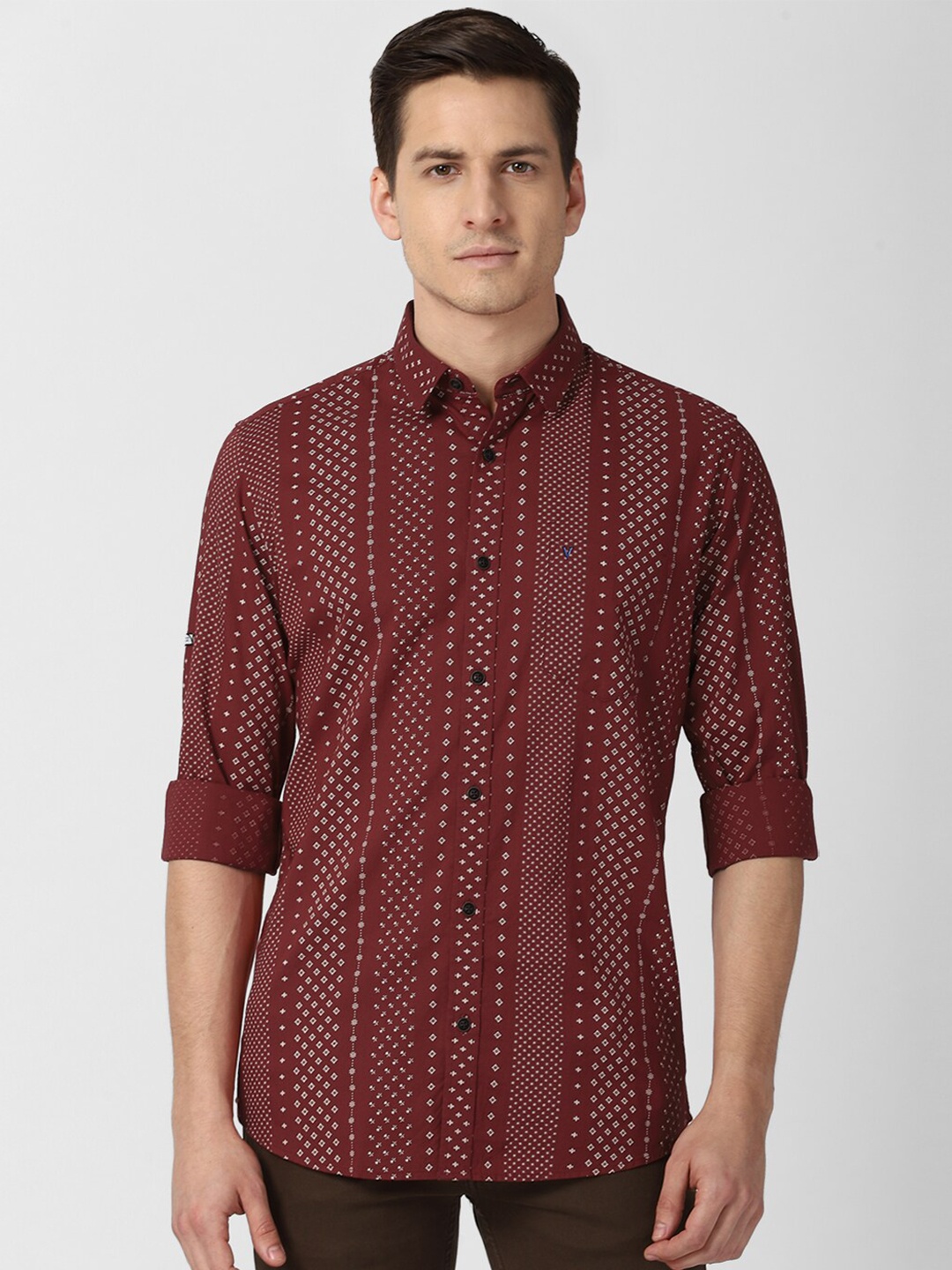 

VAN HEUSEN DENIM LABS Men Maroon Slim Fit Printed Casual Shirt