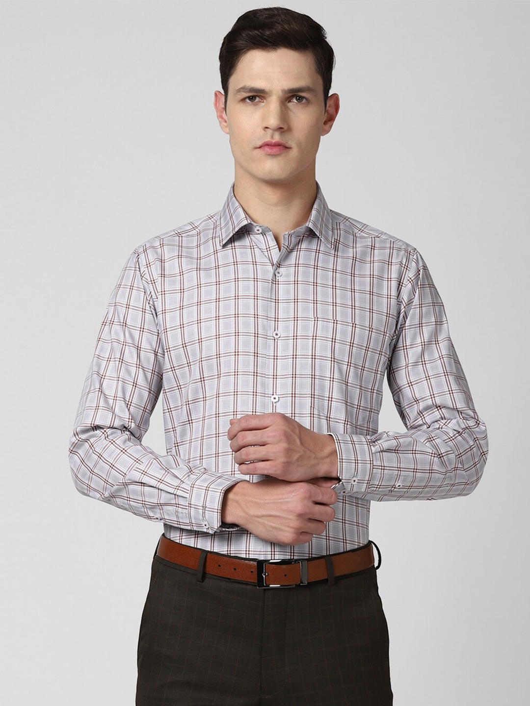 

Van Heusen Men Grey Checked Formal Shirt