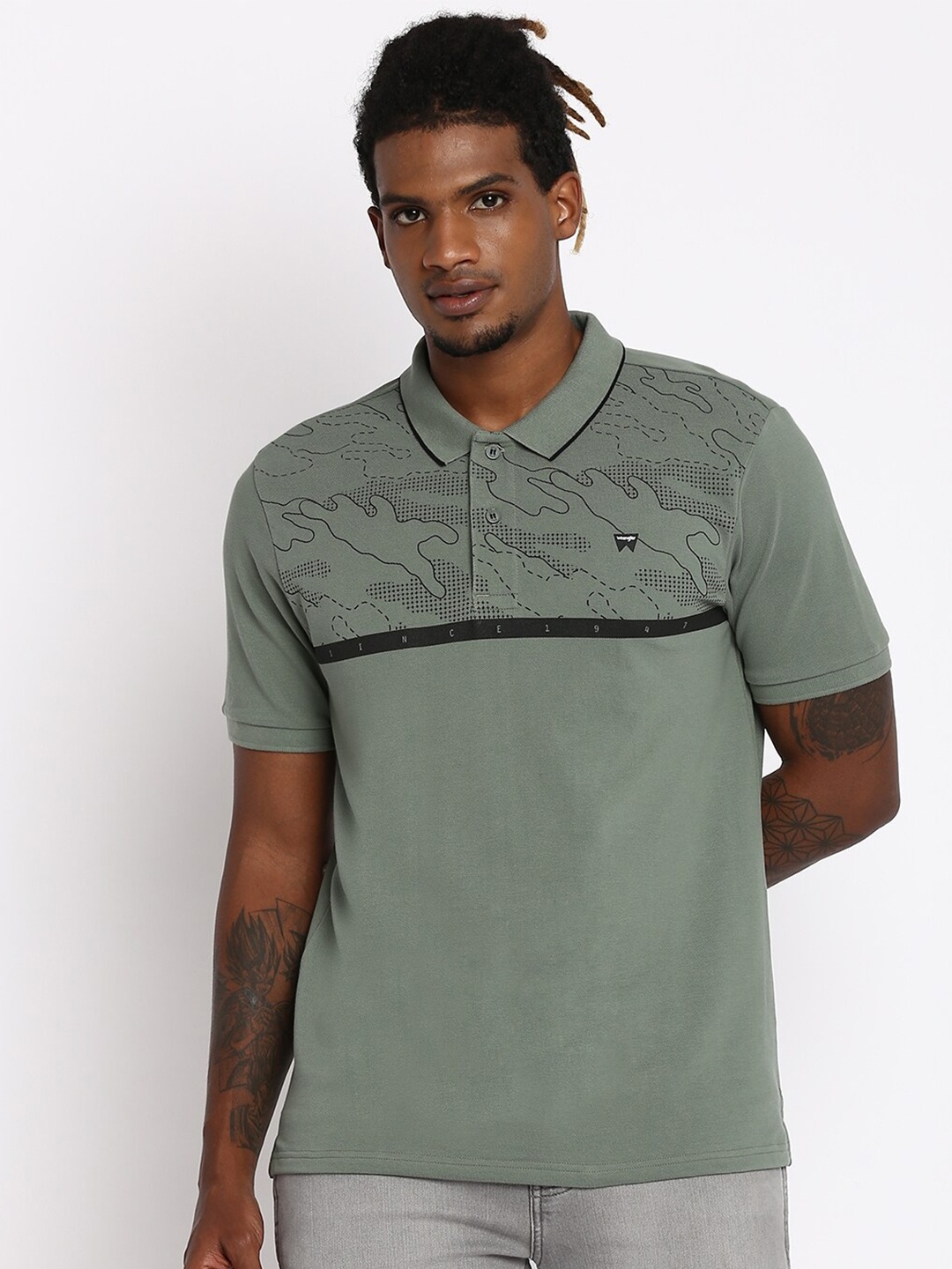 

Wrangler Men Olive Green Printed Polo Collar T-shirt