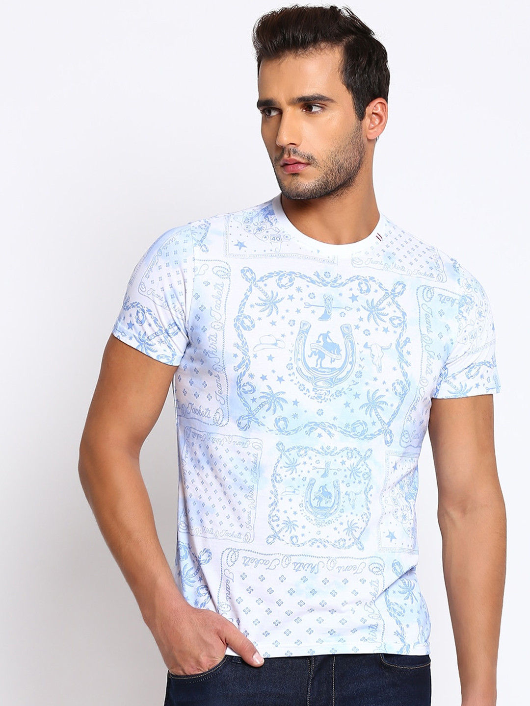 

Wrangler Men White & Blue Regular Fit Dyed T-shirt