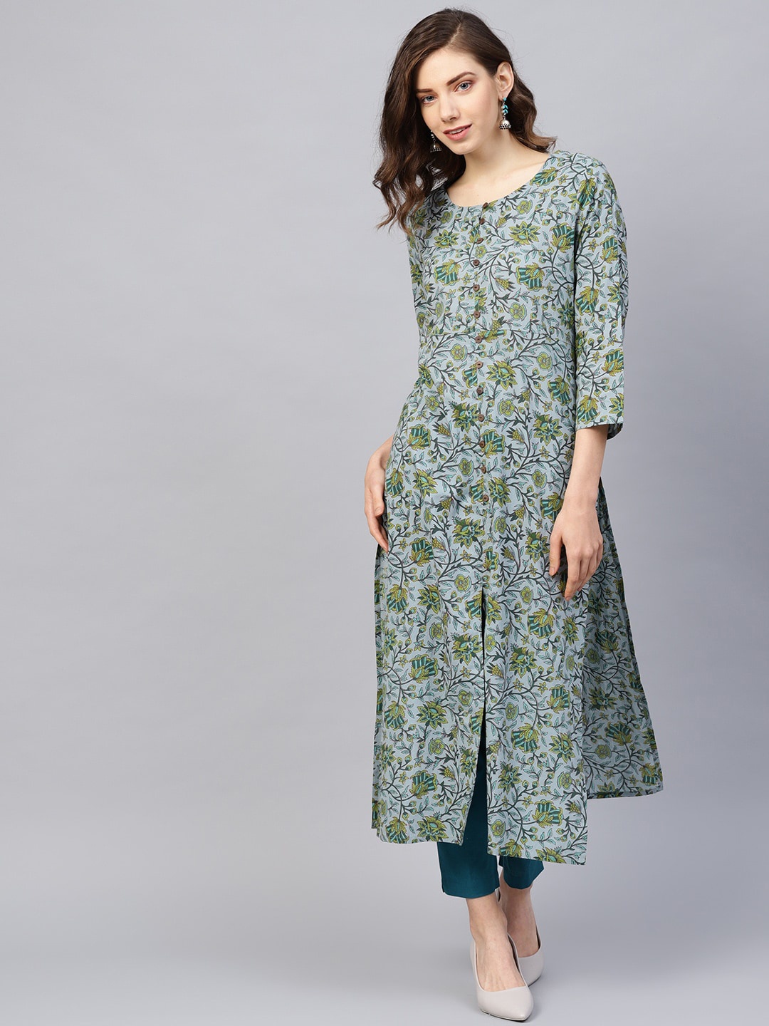 

Varanga Women Mint Green Floral Printed Kurta
