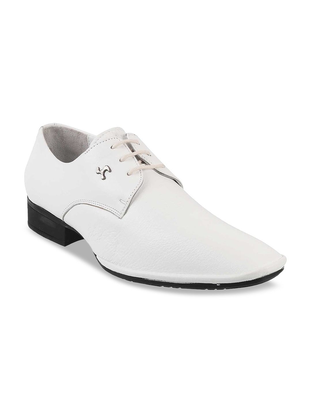

Mochi Men White Solid Leather Formal Derby Shoes