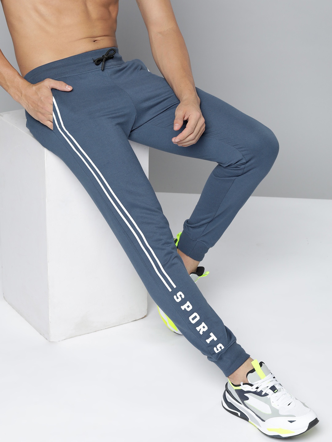 

HERE&NOW Men Navy Blue Side Stripe Detail Joggers
