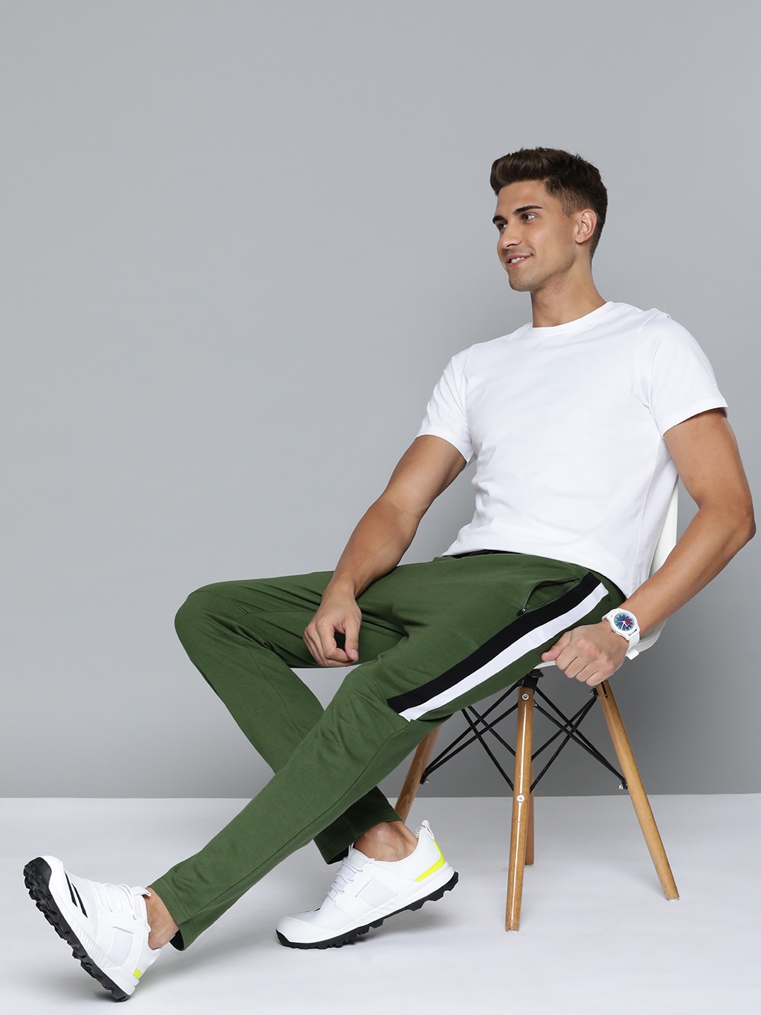 

HERE&NOW Men Green Solid Track Pants