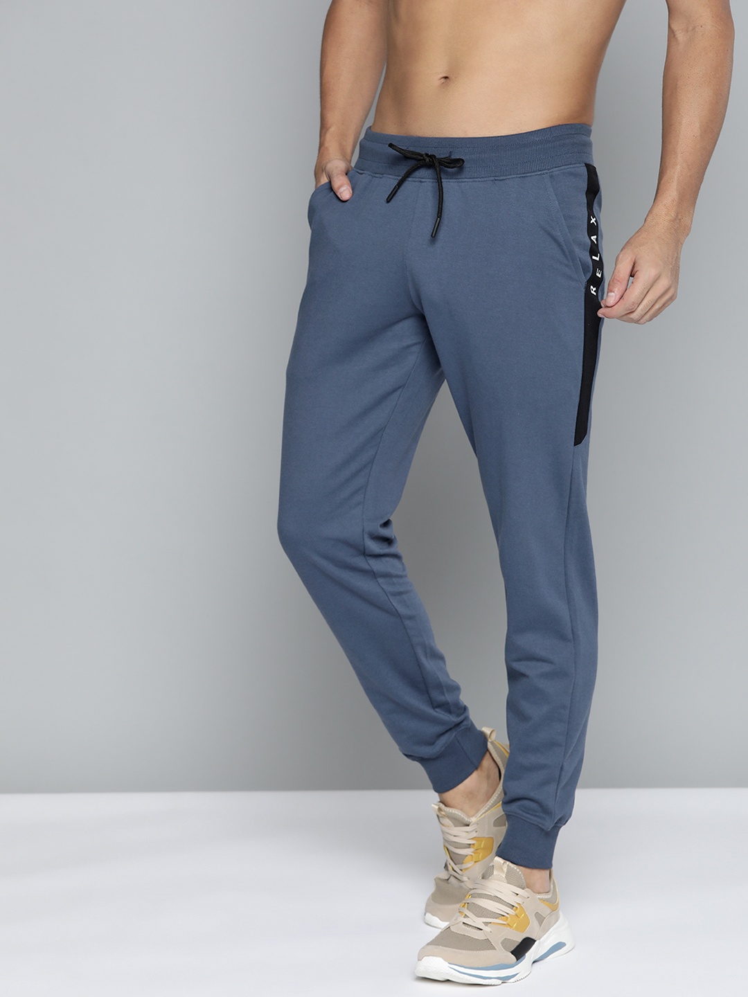 

HERE&NOW Men Navy Blue Solid Joggers with Contrast Side Panelling