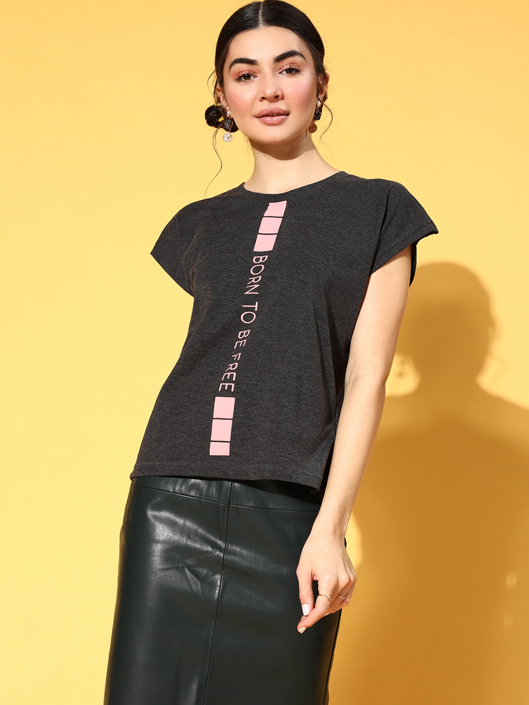 

Moda Rapido Women Beautiful Charcoal Typography Joyful Conversation Tshirt