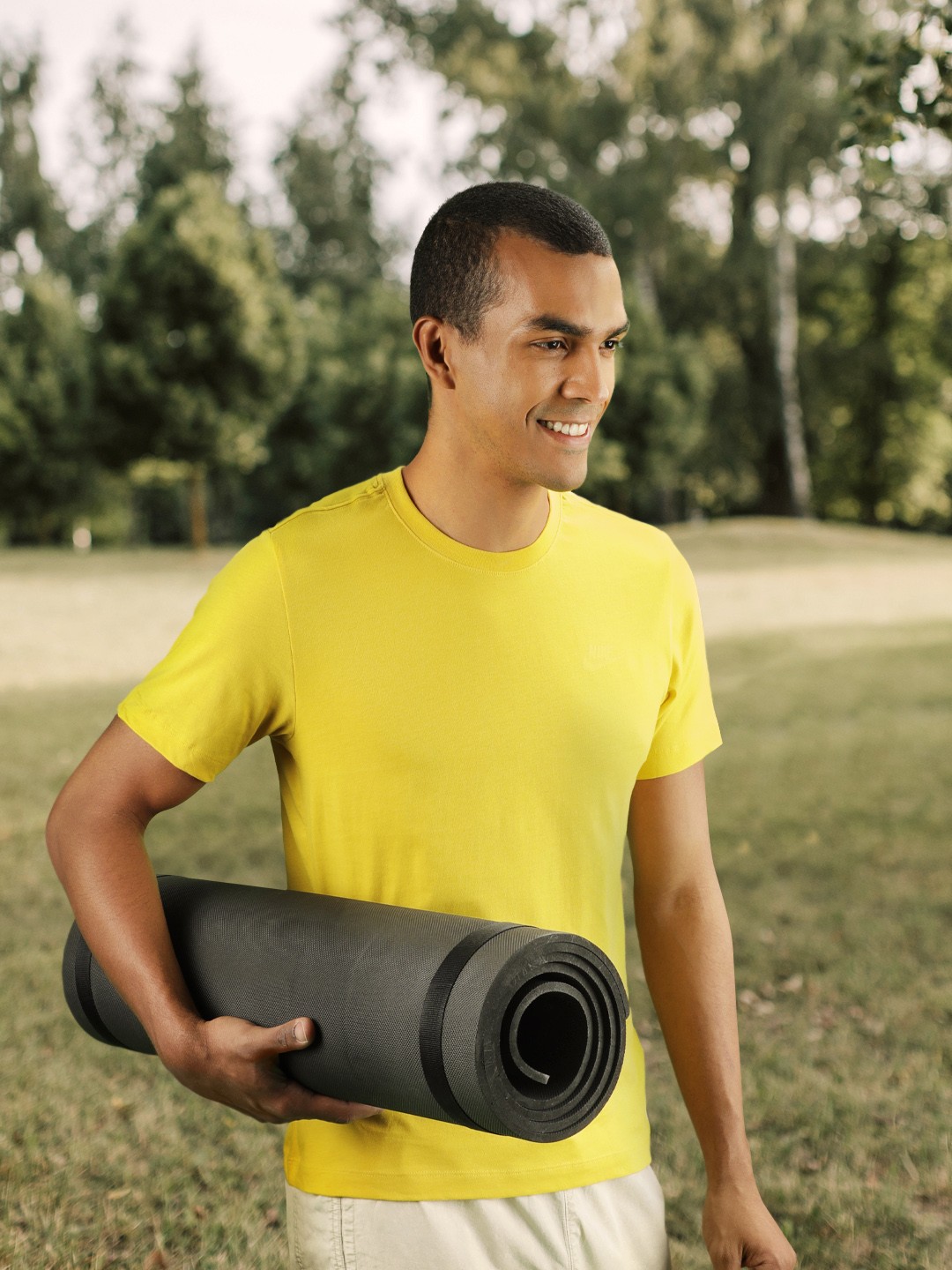 

Nike Men Yellow Pure Cotton Dri-FIT T-shirt