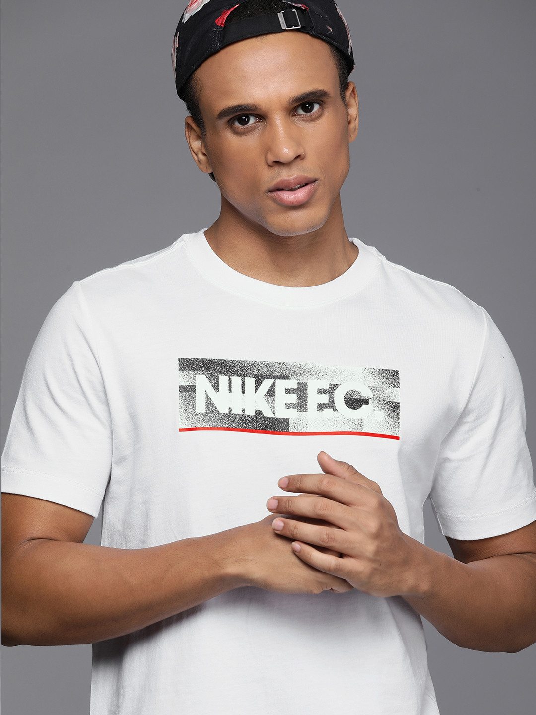 

Nike Men White & Black Printed Seasonal Block Pure Cotton T-shirt
