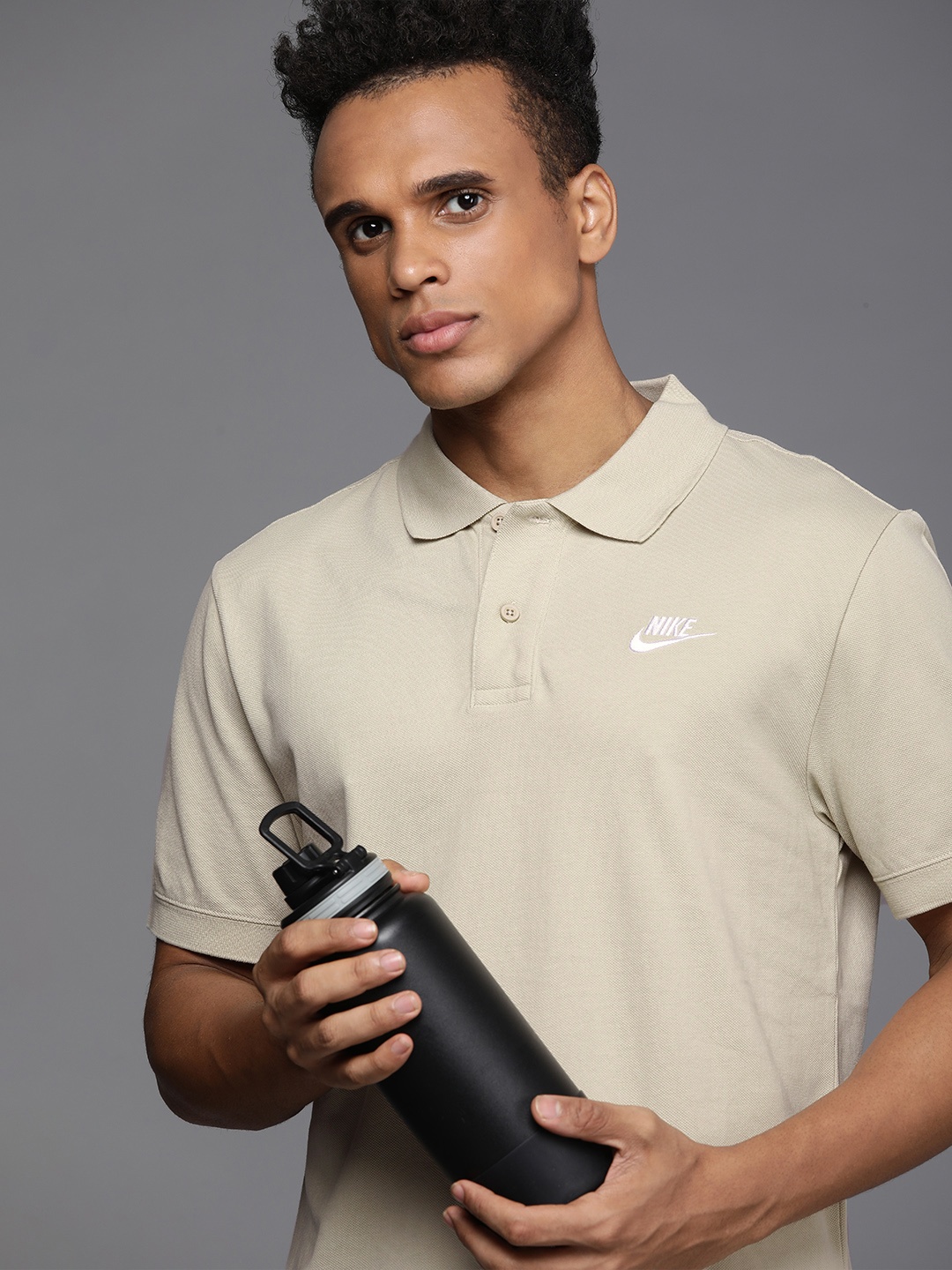

Nike Men Beige Club Matchup Pure Cotton Polo Collar T-shirt