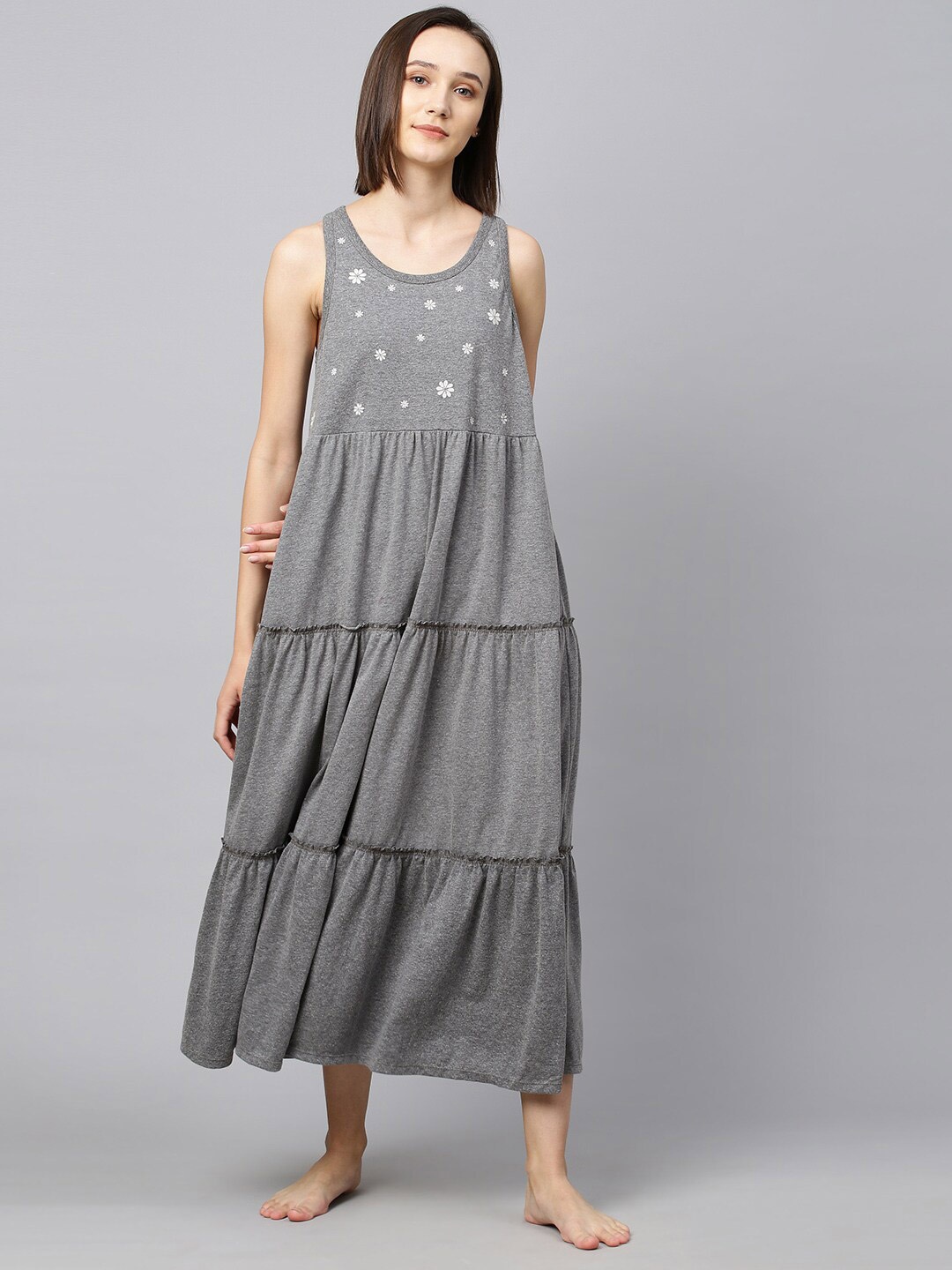 

Chemistry Grey Floral Embroidered Maxi Nightdress