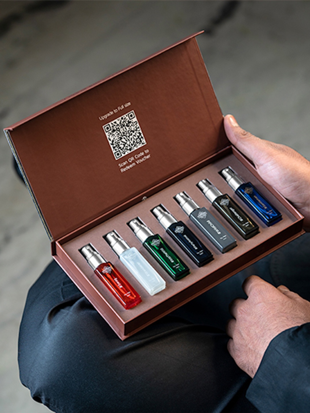 

PERFUMERS CLUB Men EDP Fragrance Gift Set of 7 - 8ml each, Multi