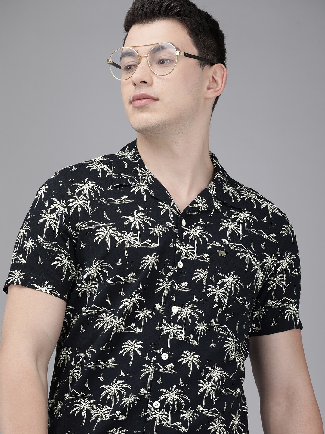 

THE BEAR HOUSE Men Navy Blue & White Tropical Printed Slim Fit Casual Shirt