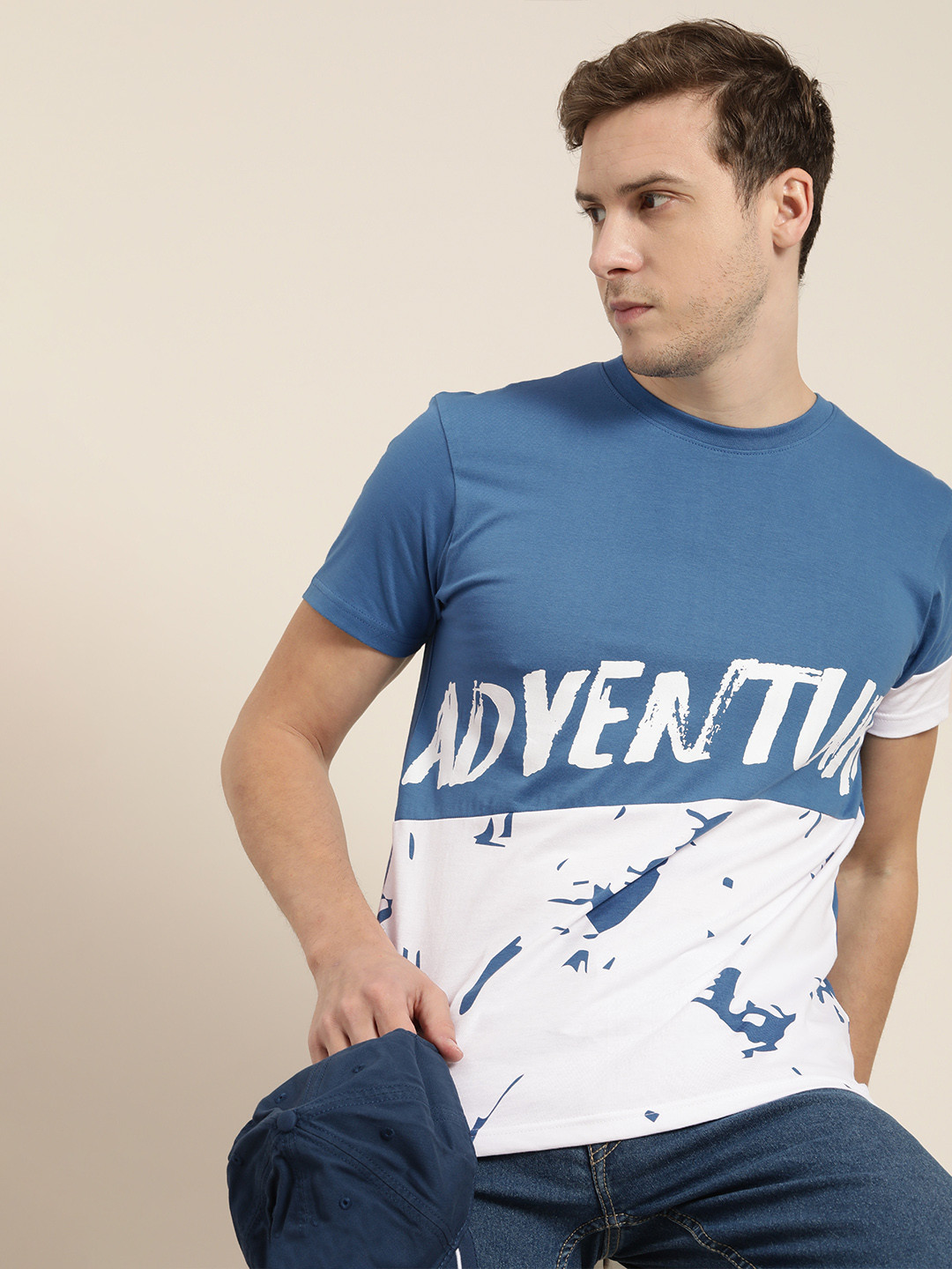 

Moda Rapido Men Blue & White Typography Printed T-shirt