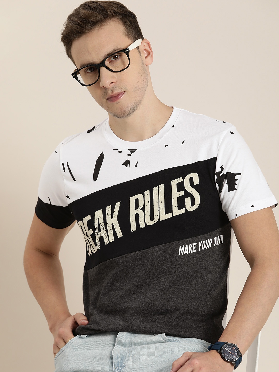 

Moda Rapido Men Black & White Printed Pure Cotton T-shirt