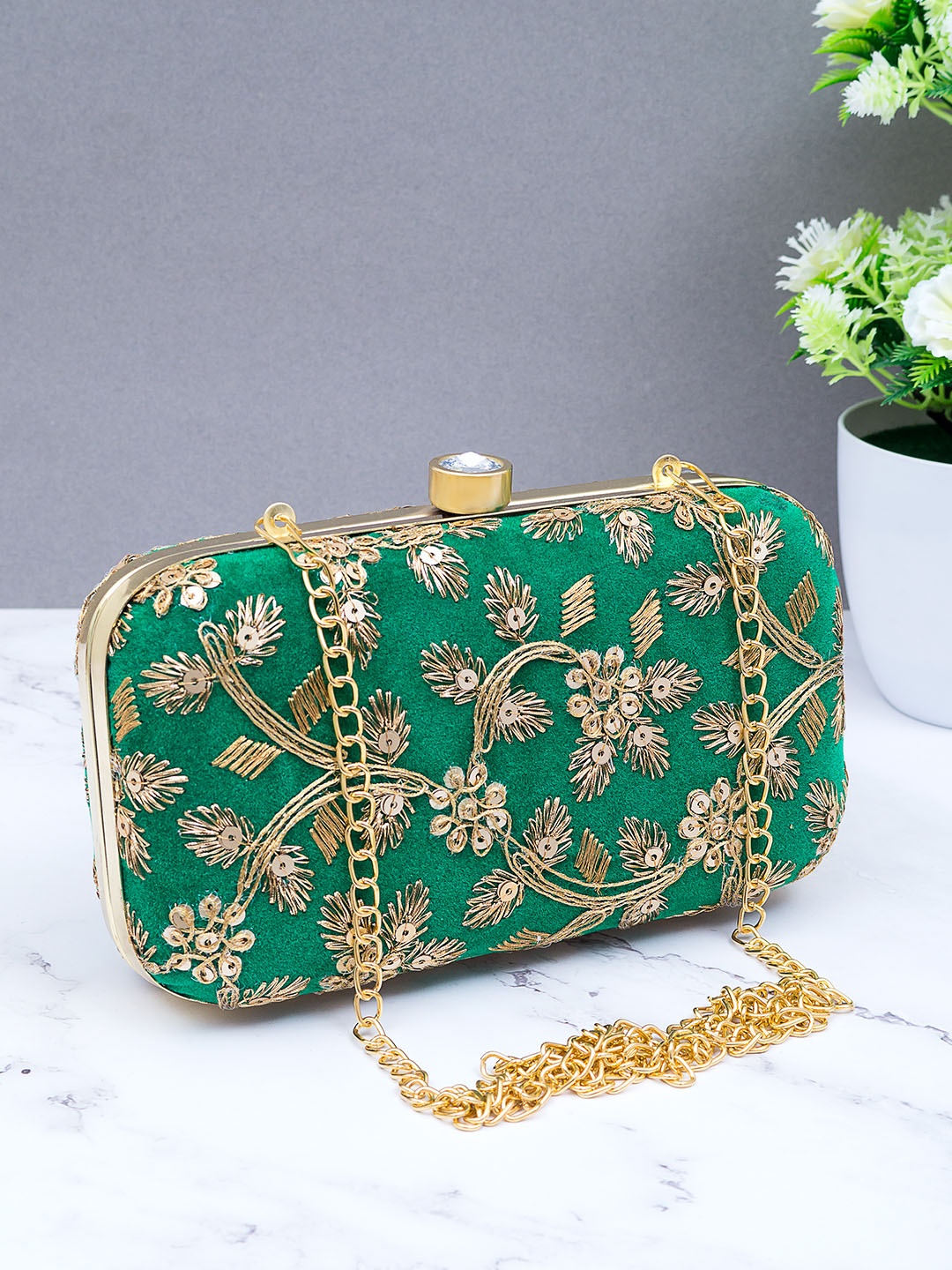 

Golden Peacock Green & Gold-Toned Embroidered Box Clutch