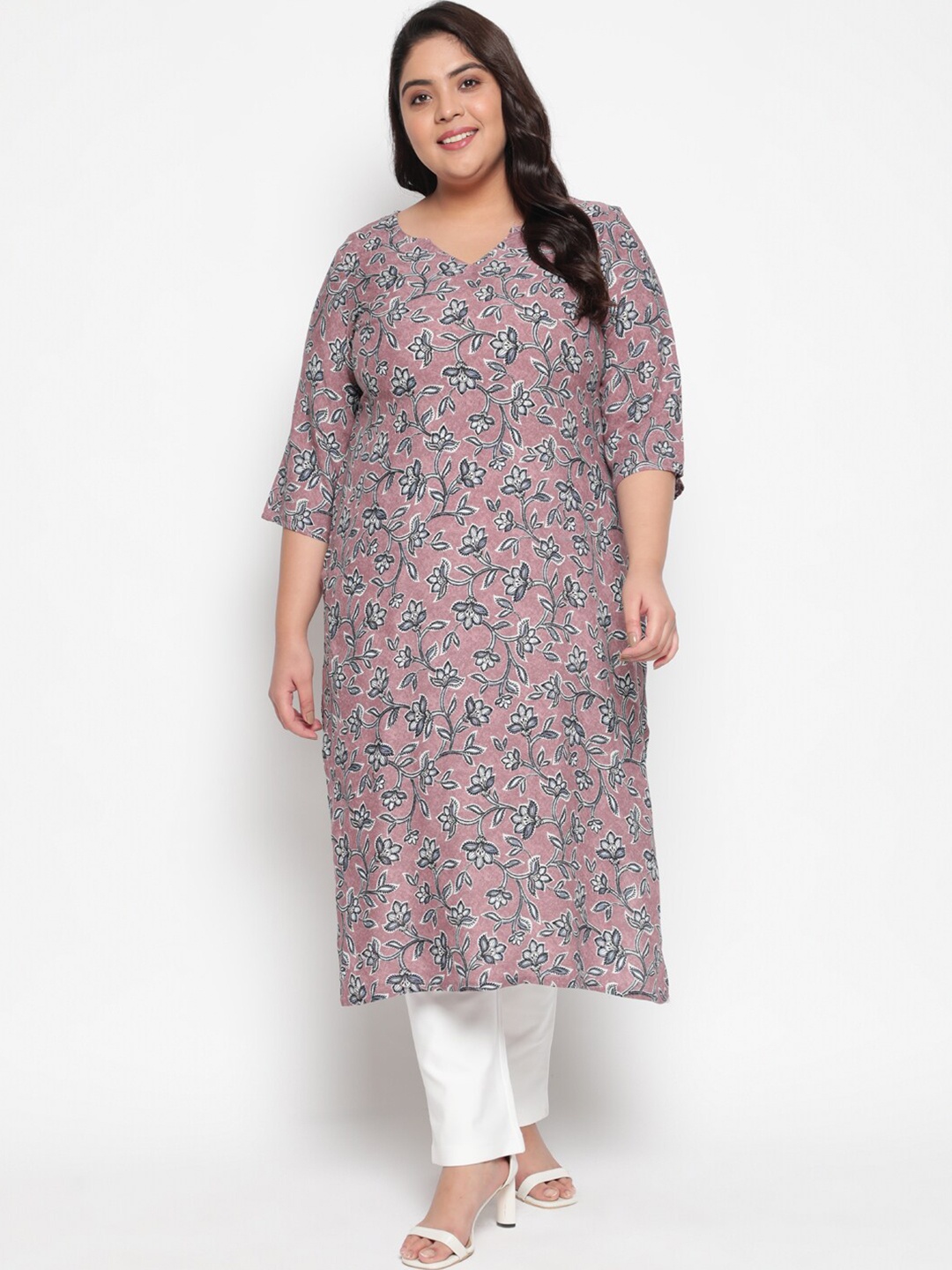 

Amydus Women Plus Size Pink & Grey Ethnic Motifs Printed Kurta