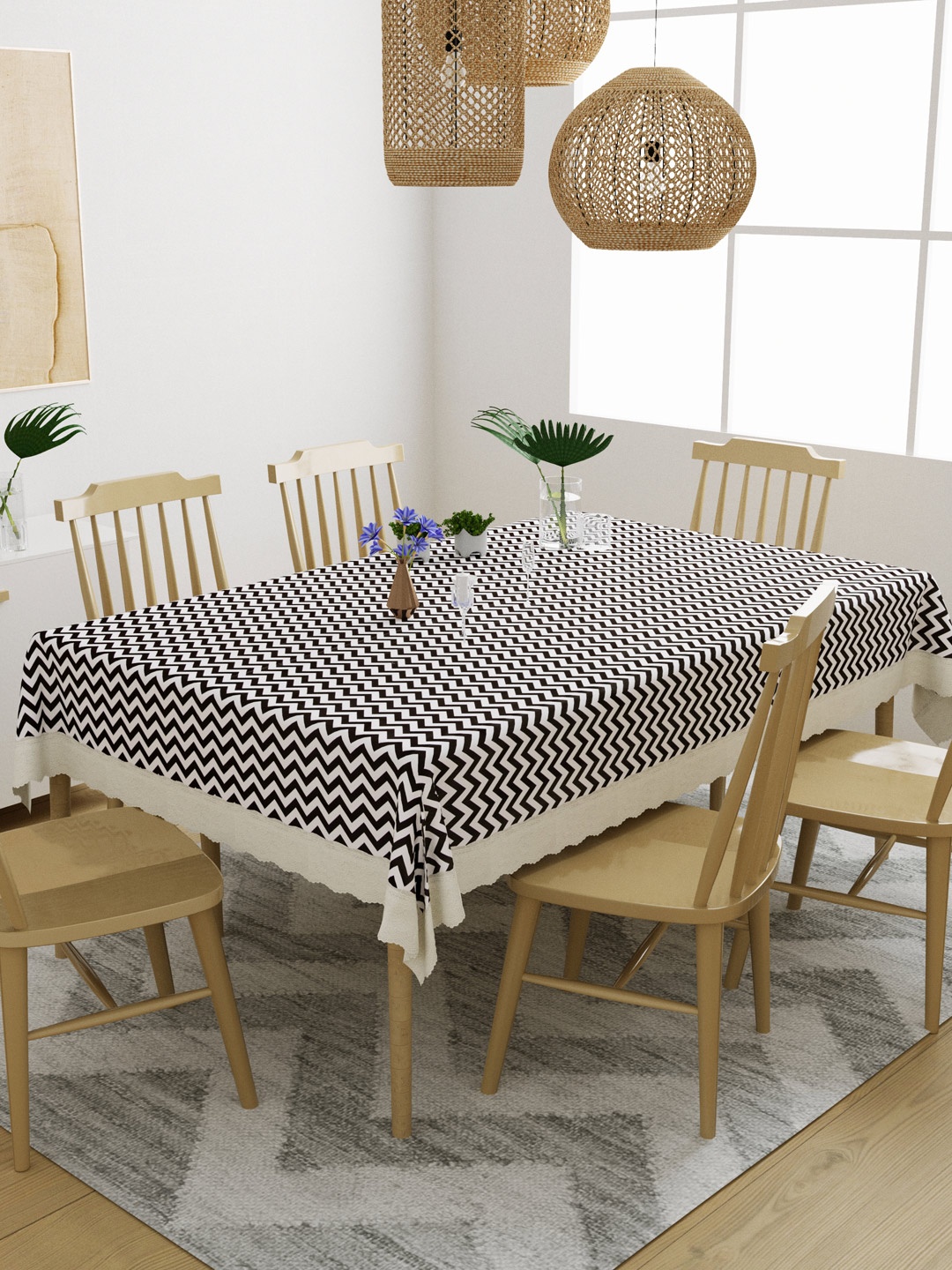 

DREAM WEAVERZ Black & White Zig-Zag Striped 6-Seater Table Cover