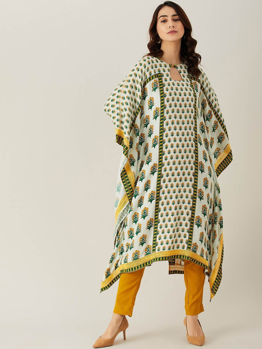 

The Kaftan Company Women White & Green Ethnic Motifs Printed Keyhole Neck Flared Sleeves Kaftan Kurta