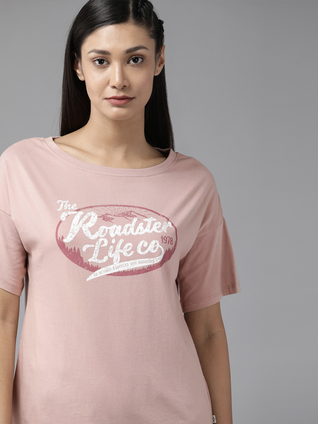 

Roadster Women Dusty Pink Typography Printed Drop-Shoulder Sleeves Pure Cotton T-shirt