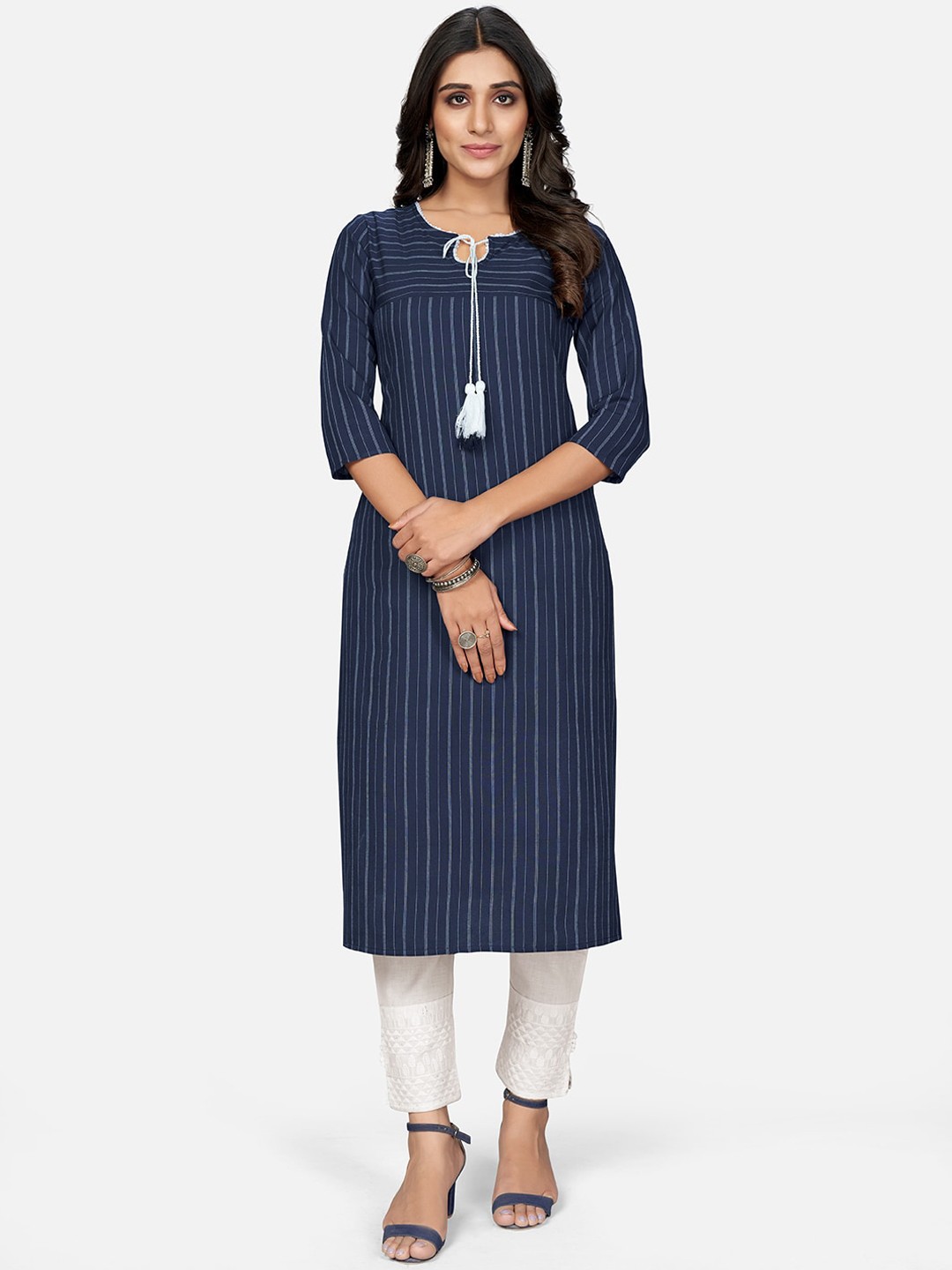

Vbuyz Women Navy Blue Striped Kurta