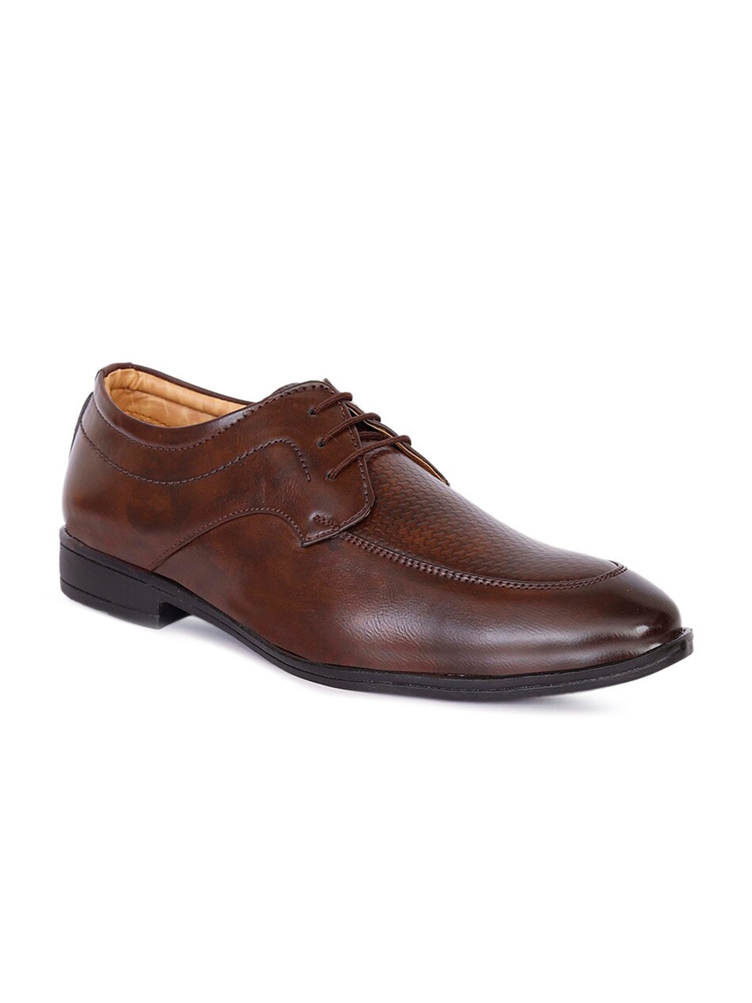 

FOUR STAR TRUCK SALES Men Brown Solid Derbys