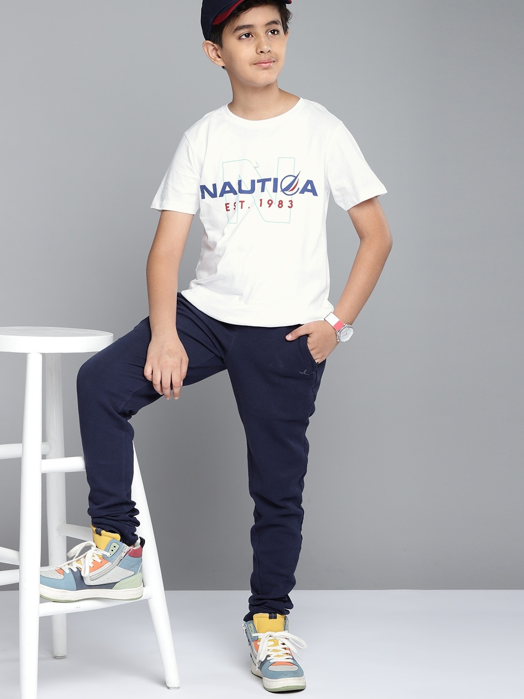 

Nautica Boys White & Navy Blue Brand Logo Print Round Neck Pure Cotton T-shirt