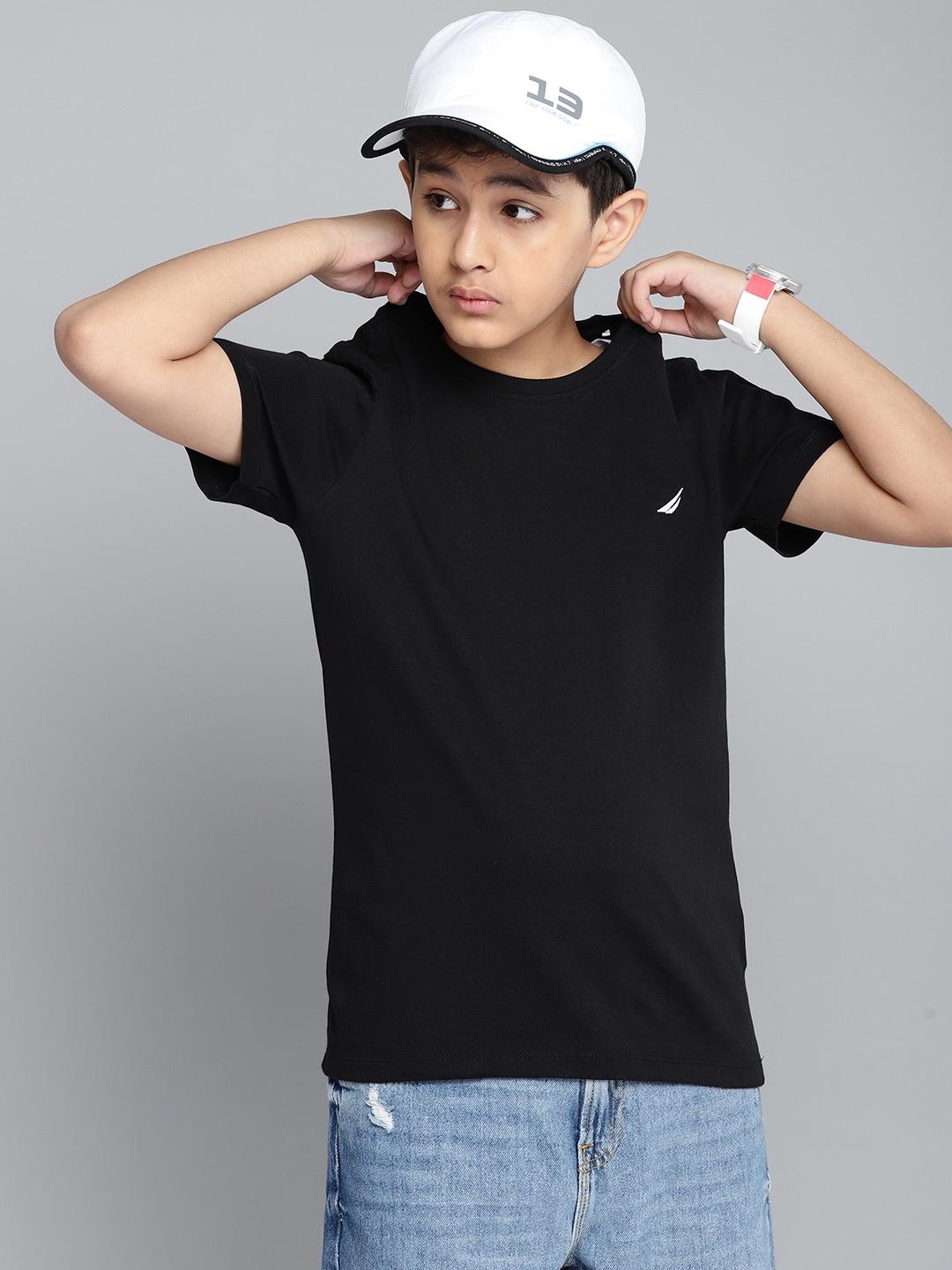 

Nautica Boys Black Solid Round Neck Embroidered Pure Cotton T-shirt