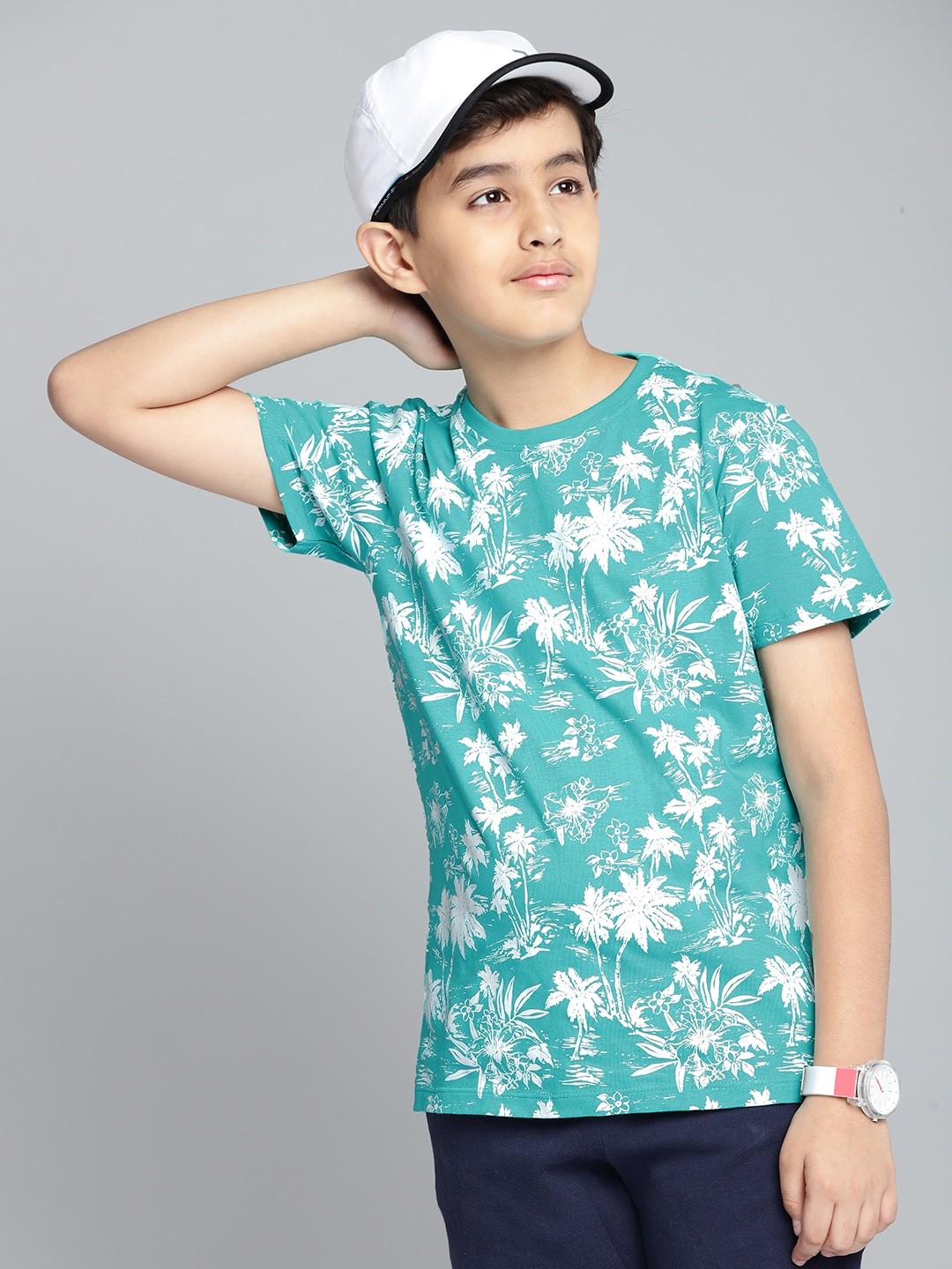 

Nautica Boys Turquoise Blue & White Conversational Print Round Neck Pure Cotton T-shirt