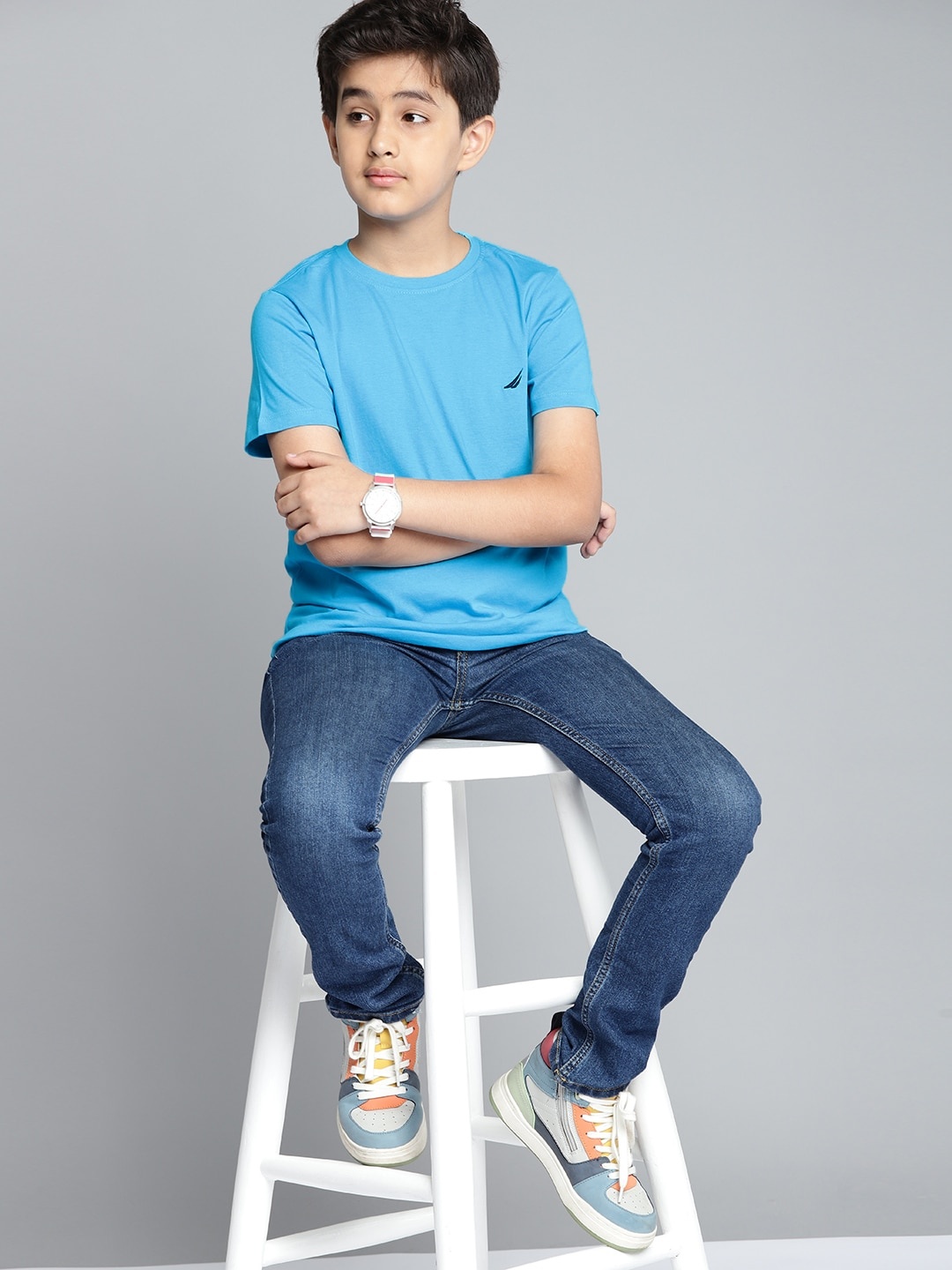 

Nautica Boys Blue Solid Round Neck Embroidered Pure Cotton T-shirt