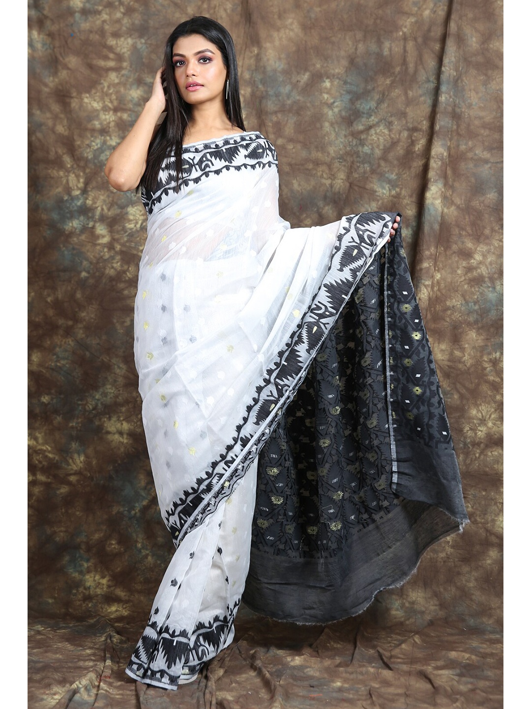 

Charukriti White & Black Woven Design Silk Cotton Jamdani Saree
