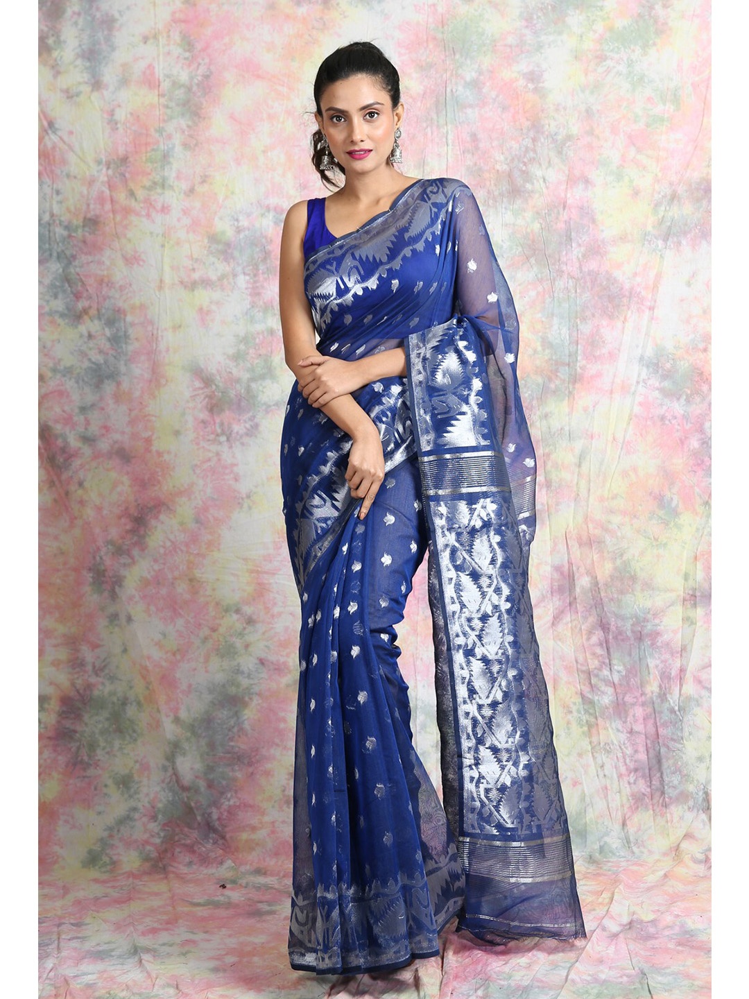 

Charukriti Blue & Silver-Toned Woven Design Zari Silk Cotton Jamdani Saree